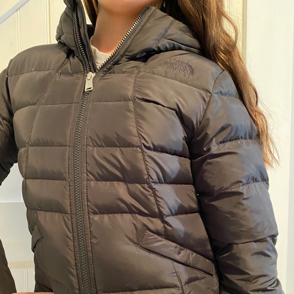 Big Girls Northface jacket size 10/12 medium